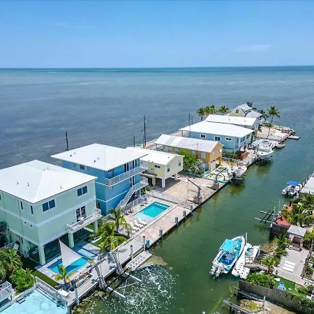 Vista Del Mar - Oceanfront Pool Home, 45' Dock